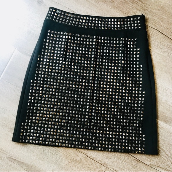 Zara Dresses & Skirts - ZARA STUDDED SKIRT